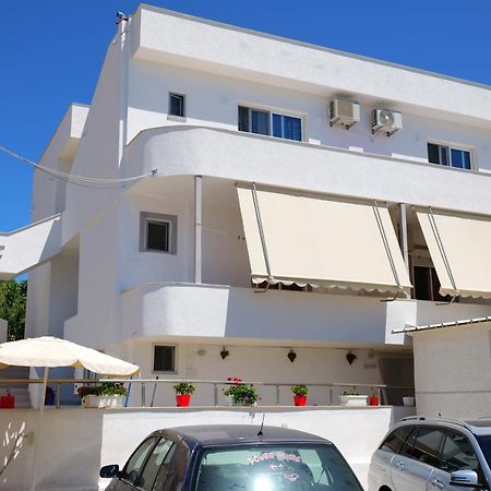 קסאמיל Vila Xhafa מראה חיצוני תמונה